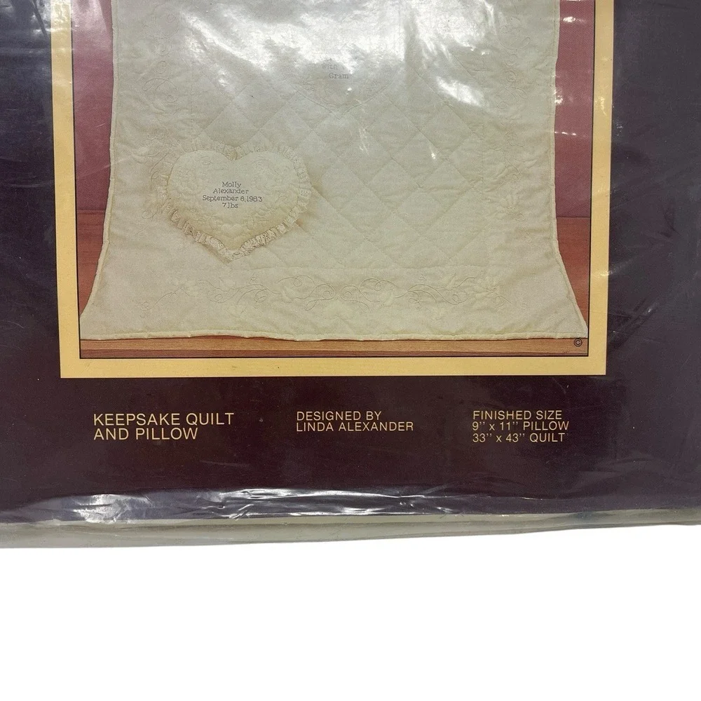 Vintage 70's Sunset Stitchery Keepsake Quilt & Pillow Embroidery Kit 33
